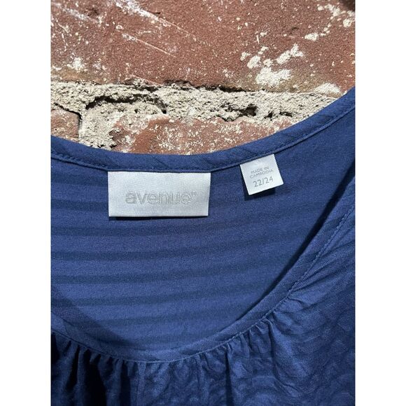 Avenue Women's Tank Top Size 22/24 Blue Plus Size - Picture 2 of 6